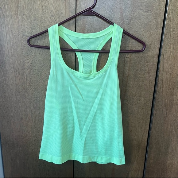 New Lululemon Swiftly Tech Tank Race Length - Picture 1 of 4
